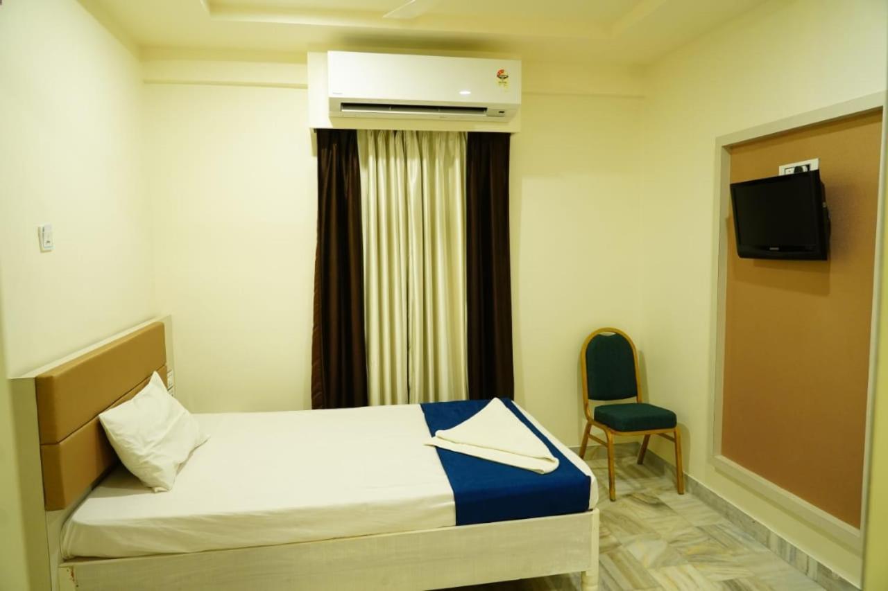 Hotel Swagath Grand Miryalaguda Miriālgūda Εξωτερικό φωτογραφία
